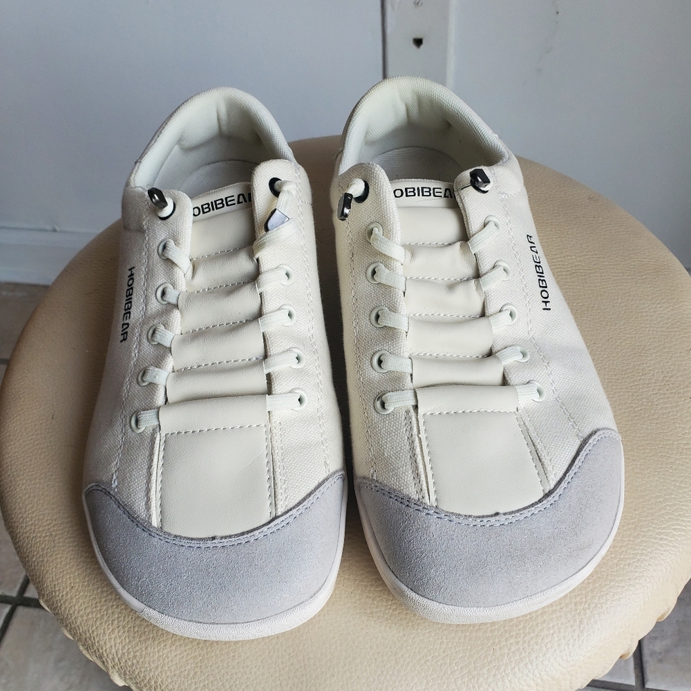 Hobibear White and Cream Sneakers